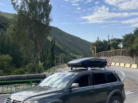 Volkswagen Touareg 2005 года за 5 500 000 тг. в Алматы