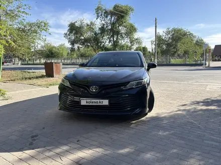 Toyota Camry 2018 года за 10 900 000 тг. в Кызылорда – фото 2