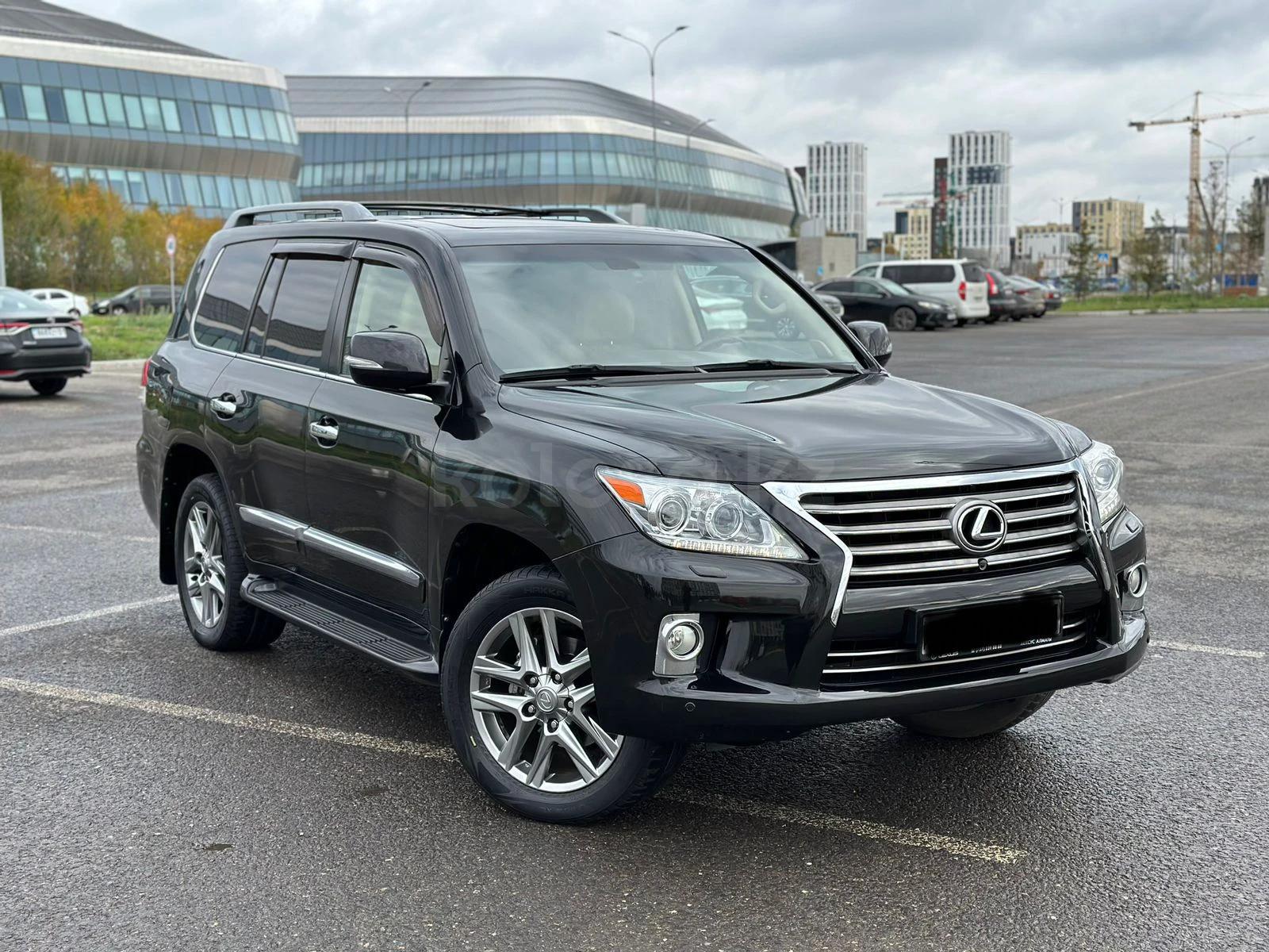 Lexus LX 570 2012 г.