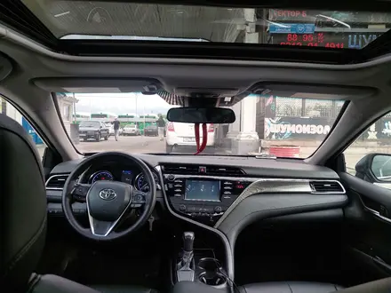 Toyota Camry 2018 года за 9 500 000 тг. в Алматы – фото 5