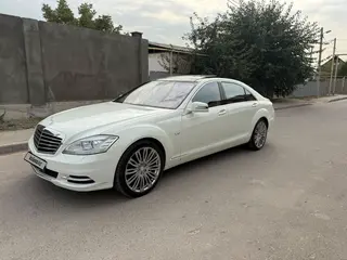 Mercedes-Benz S 500