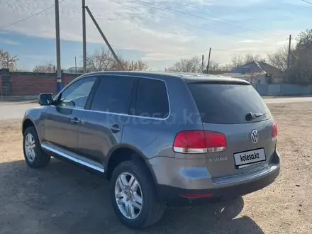 Volkswagen Touareg 2005 года за 6 700 000 тг. в Астана – фото 8