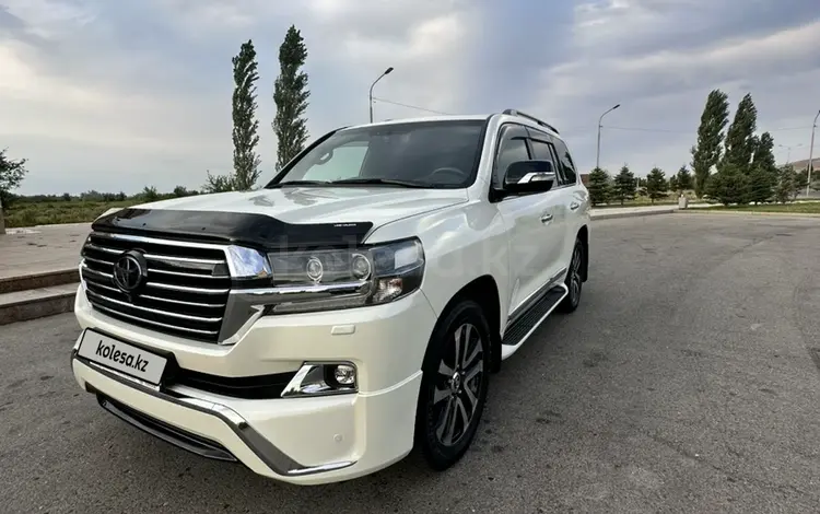 Toyota Land Cruiser 2017 года за 34 000 000 тг. в Тараз