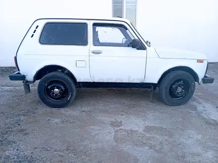 ВАЗ (Lada) Lada 2121 2013 года за 2 000 000 тг. в Атырау – фото 3