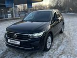 Volkswagen Tiguan 2021 годаfor10 700 000 тг. в Караганда – фото 2