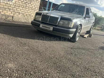 Mercedes-Benz E 230 1992 года за 1 300 000 тг. в Алматы – фото 2