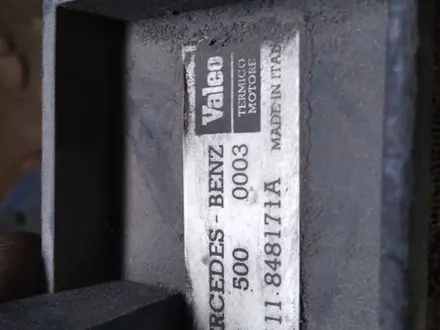 Радиатор M. B.210 2.8; 3.2 механика за 25 000 тг. в Алматы – фото 2