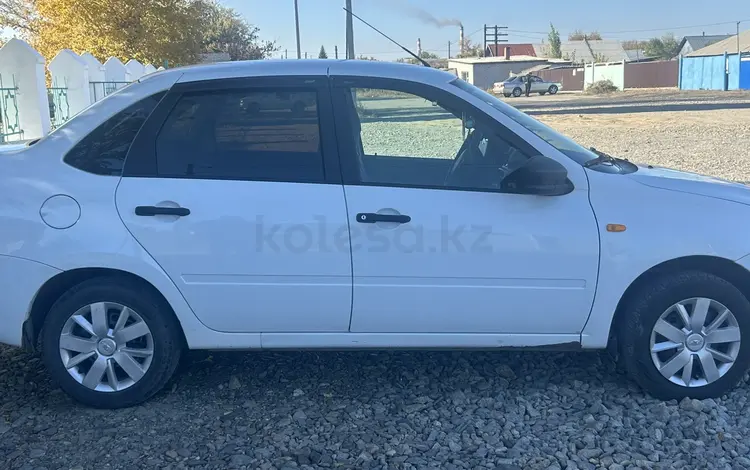 ВАЗ (Lada) Granta 2190 2016 годаүшін2 500 000 тг. в Семей