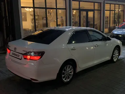 Toyota Camry 2016 года за 10 900 000 тг. в Шымкент – фото 3