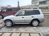 Toyota RAV4 1996 года за 2 800 000 тг. в Астана – фото 2
