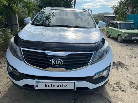 Kia Sportage 2013 года за 8 000 000 тг. в Астана – фото 2