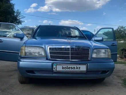 Mercedes-Benz C 220 1995 года за 2 100 000 тг. в Алматы – фото 4