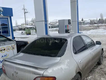 Hyundai Elantra 1995 года за 850 000 тг. в Актобе – фото 6