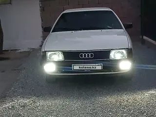 Audi 100