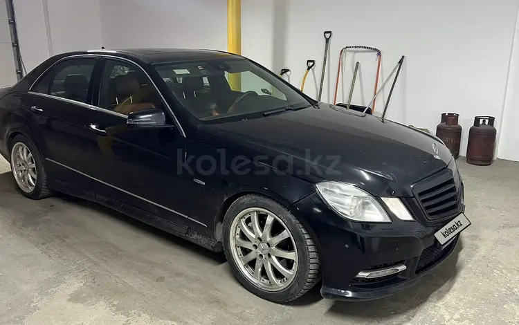 Mercedes-Benz E 350 2012 года за 9 500 000 тг. в Караганда