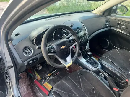 Chevrolet Cruze 2012 года за 2 800 000 тг. в Алматы – фото 15