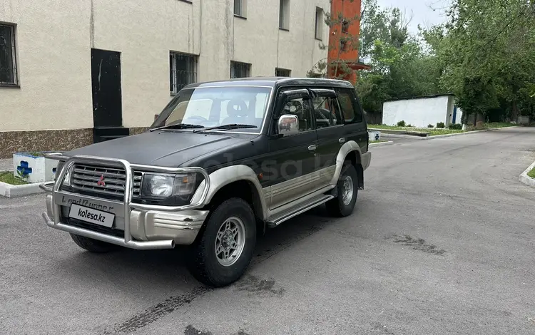 Mitsubishi Pajero 1993 годаүшін2 400 000 тг. в Алматы