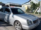 Mercedes-Benz E 320 1996 годаүшін2 400 000 тг. в Талдыкорган