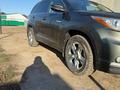 Toyota Highlander 2015 года за 11 500 000 тг. в Уральск – фото 2