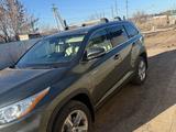 Toyota Highlander 2015 года за 11 500 000 тг. в Уральск