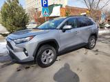 Toyota RAV4 2022 годаfor19 700 000 тг. в Алматы – фото 4