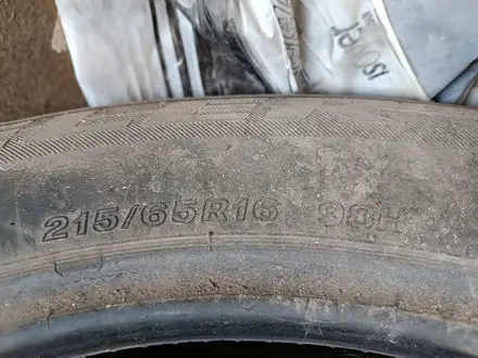 Шины 215*65*16 Bridgestone за 50 000 тг. в Астана – фото 3