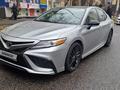 Toyota Camry 2021 года за 13 840 000 тг. в Алматы