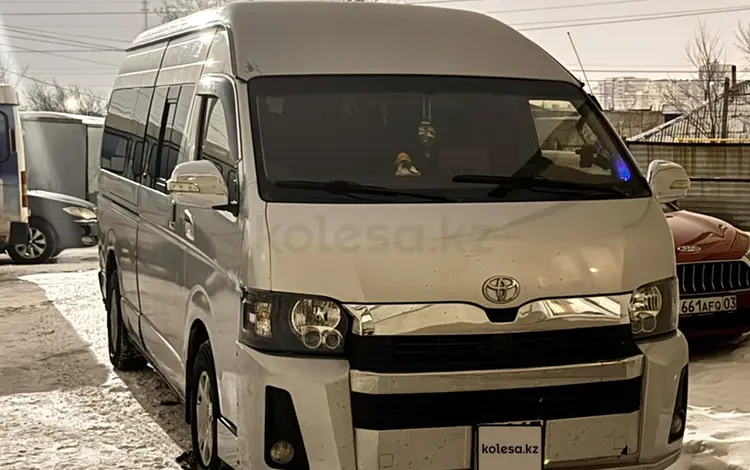 Toyota Hiace 2011 года за 12 500 000 тг. в Астана