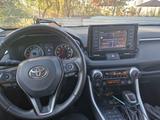 Toyota RAV4 2020 года за 14 000 000 тг. в Караганда – фото 2