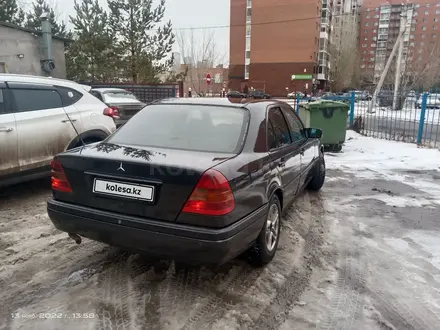 Mercedes-Benz C 200 1995 года за 1 900 000 тг. в Астана – фото 3