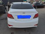 Hyundai Solaris 2016 годаfor4 000 000 тг. в Атырау – фото 3