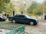 Mercedes-Benz E 230 1995 годаfor2 500 000 тг. в Астана – фото 3