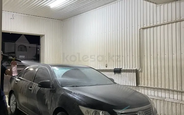 Toyota Camry 2012 годаfor10 000 000 тг. в Жанаозен