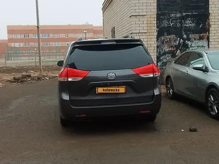 Toyota Sienna 2012 года за 9 000 000 тг. в Атырау