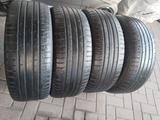 225.60.R17-комплект лето Nokian Hakka Blue 2suv за 70 000 тг. в Алматы