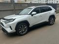 Toyota RAV4 2021 года за 15 500 000 тг. в Петропавловск