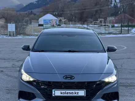 Hyundai Elantra 2021 года за 9 200 000 тг. в Алматы – фото 9