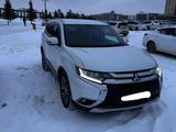 Mitsubishi Outlander 2015 годаүшін8 800 000 тг. в Астана – фото 2