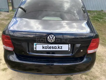 Volkswagen Polo 2012 года за 3 500 000 тг. в Актобе – фото 3