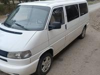 Volkswagen Caravelle 1999 годаfor4 300 000 тг. в Алматы