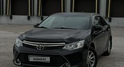 Toyota Camry 2015 года за 10 100 000 тг. в Жезказган