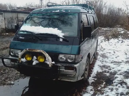 Mitsubishi Delica 1993 года за 1 200 000 тг. в Алтай – фото 2