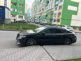 Toyota Camry 2020 года за 15 000 000 тг. в Алматы – фото 4