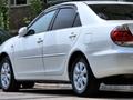 Toyota Camry 2005 годаүшін7 100 000 тг. в Караганда