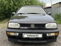 Volkswagen Golf 1994 годаүшін1 380 000 тг. в Талдыкорган