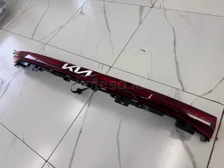 Задний фонарь Kia Seltos фонарь на крышке багажнике за 5 000 тг. в Астана