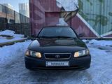Toyota Camry 2001 года за 3 800 000 тг. в Алматы