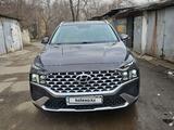 Hyundai Santa Fe 2022 года за 16 900 000 тг. в Алматы