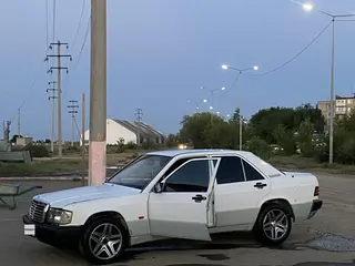 Mercedes-Benz 190, 1993