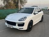 Porsche Cayenne 2015 года за 26 000 000 тг. в Алматы – фото 3